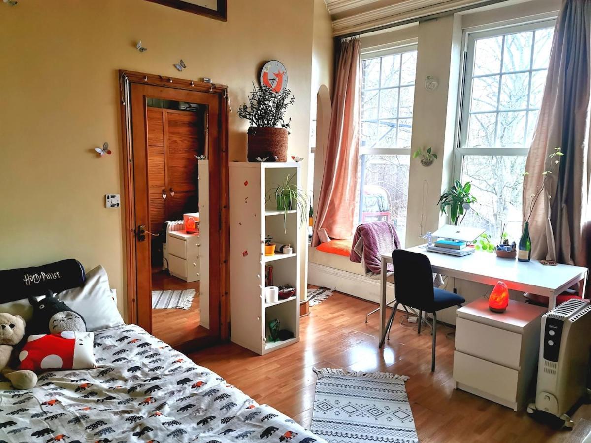 Cozy En-suite - Bright, & Apartment *