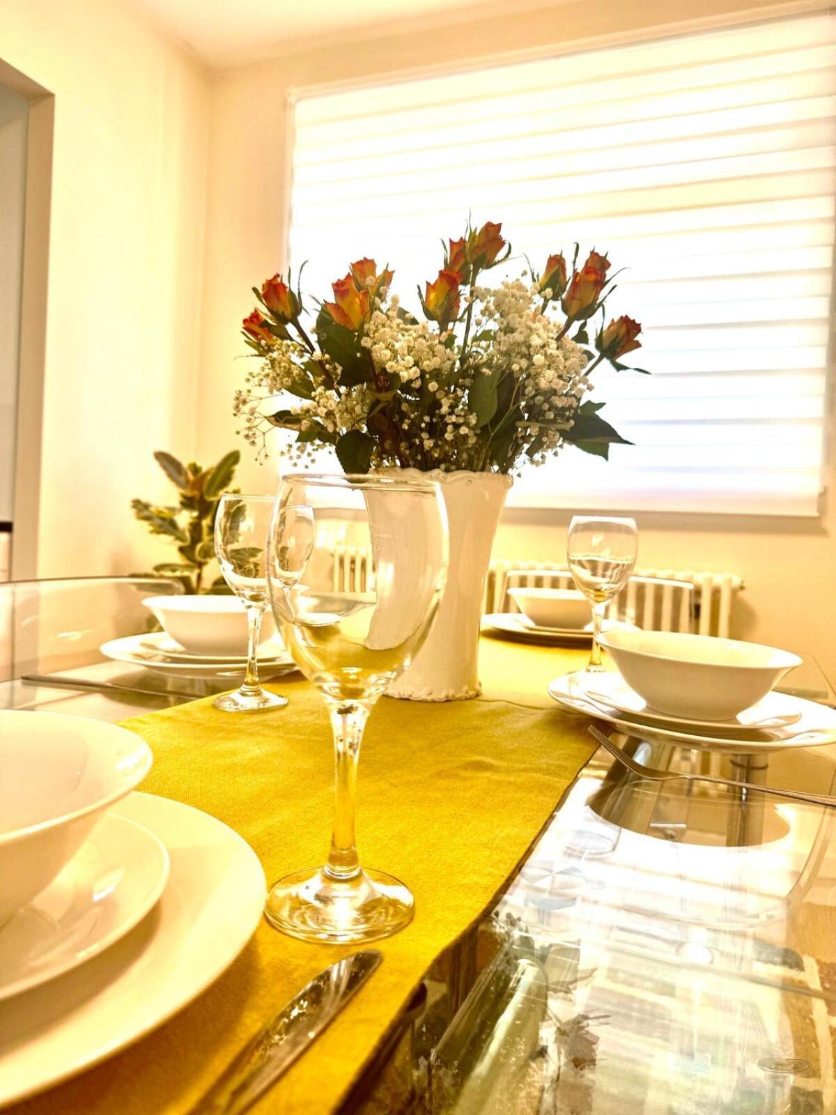 2bdr Steps To Battersea Park * London