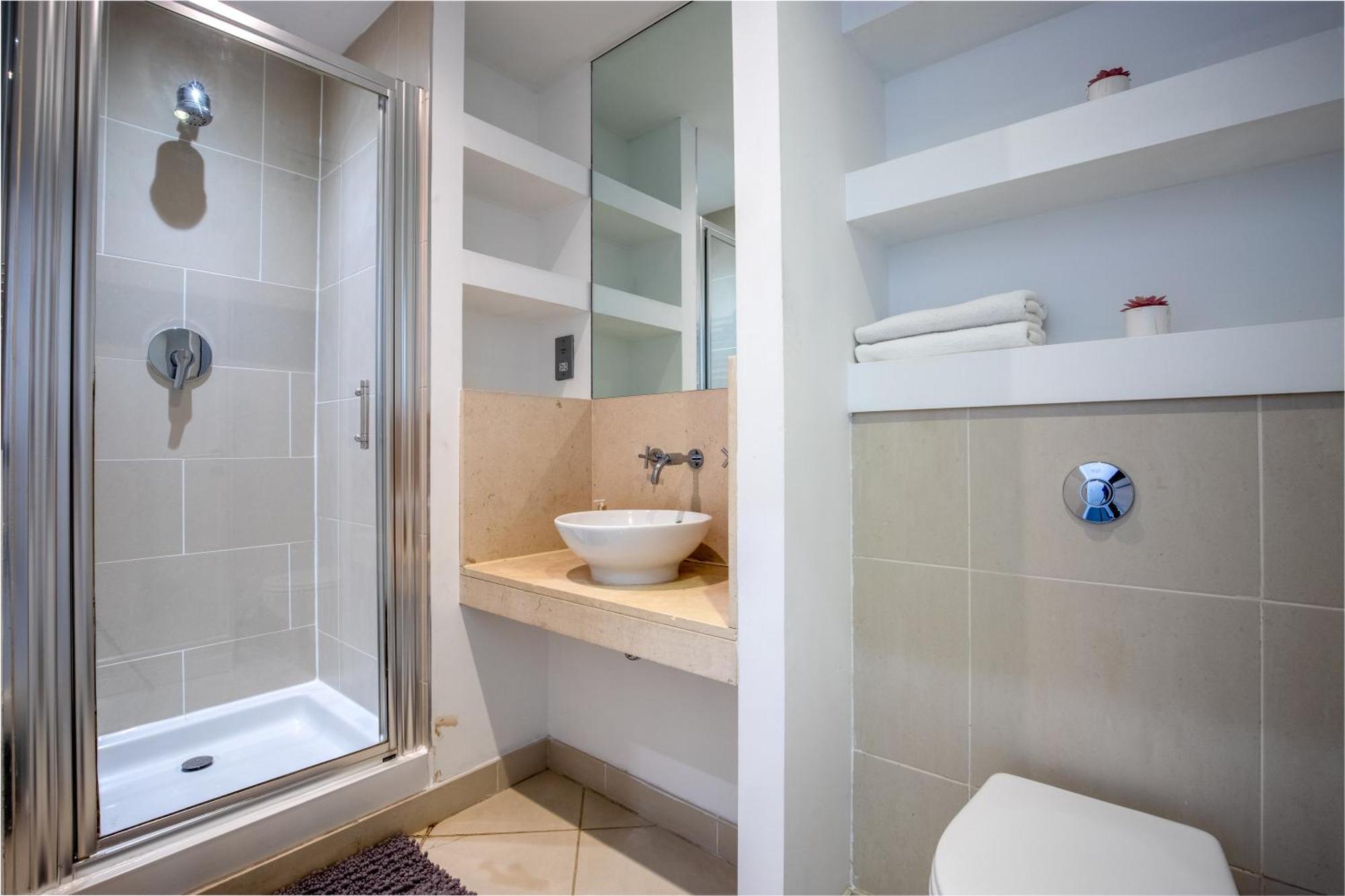 Londwell, Canary Wharf River Thames Balcony Appartement Londen