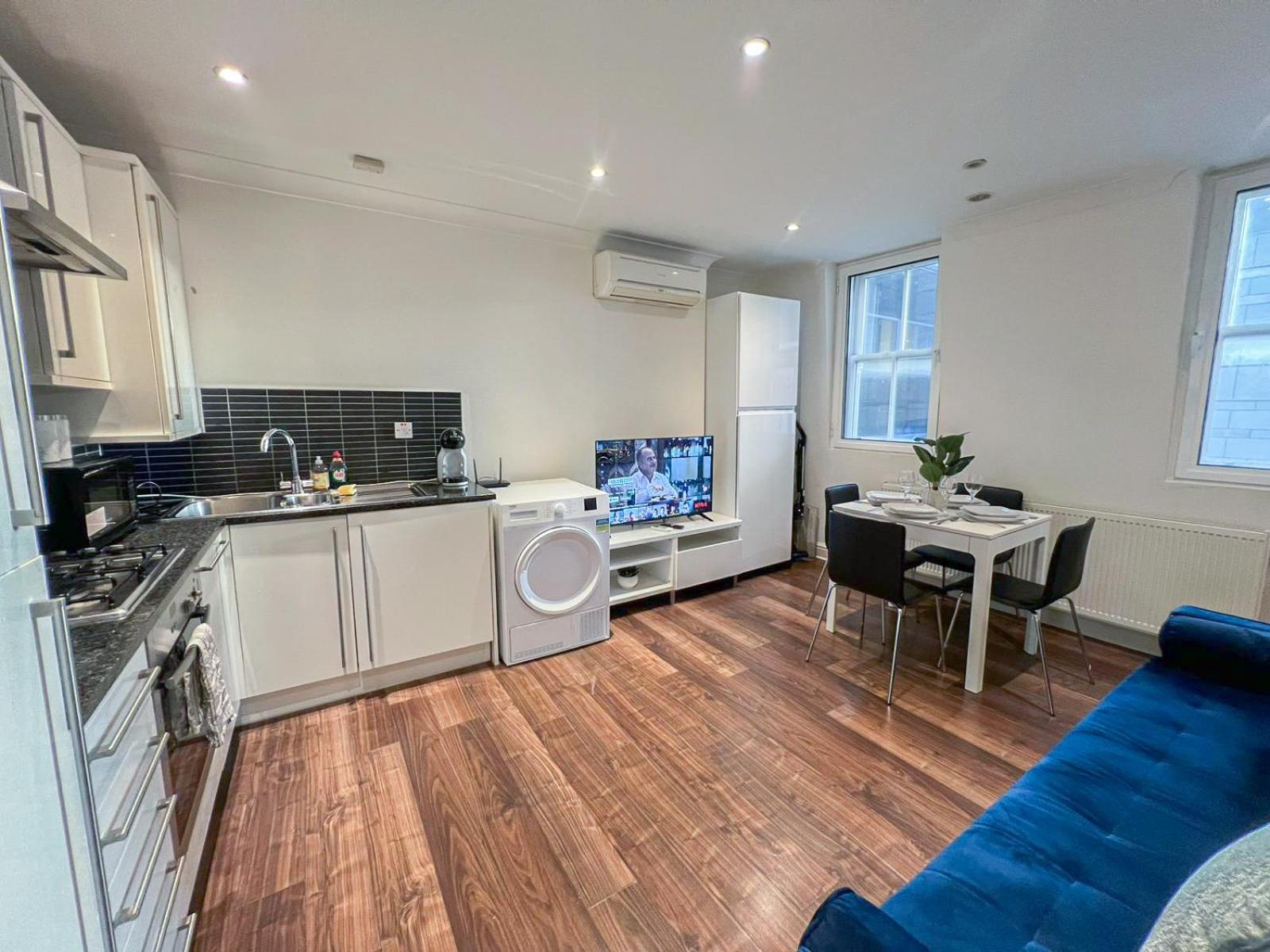 Apartamento 2-bedroom Flat In Embankment A Short Walk Away To Trafalgar Square Near Big Ben, Eye *