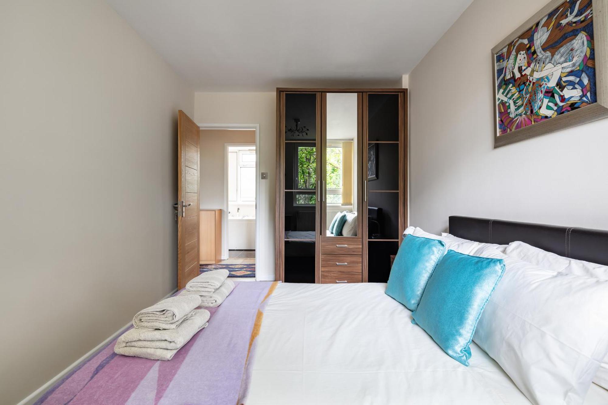 2bdr Steps To Battersea Park Apartment