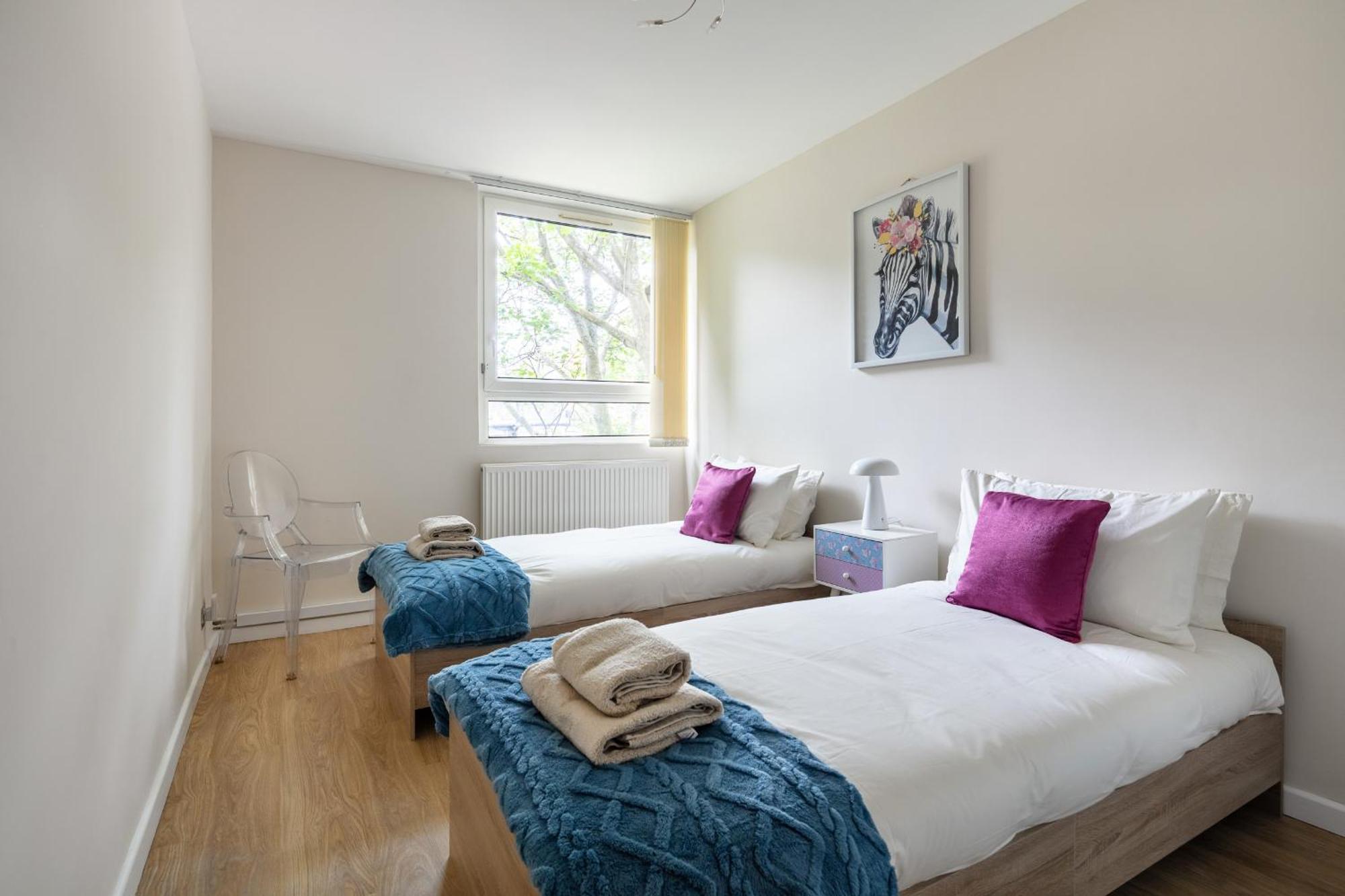 2bdr Steps To Battersea Park *