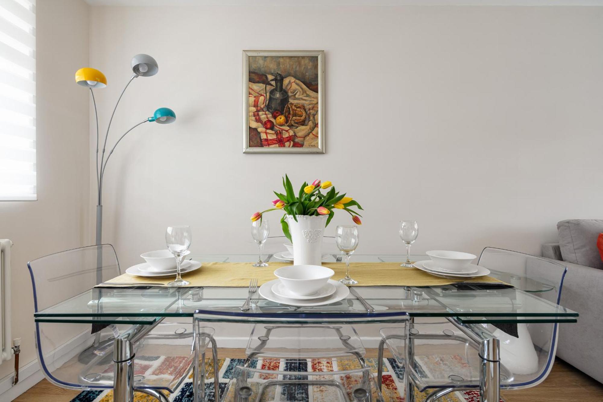 Apartment 2bdr Steps To Battersea Park