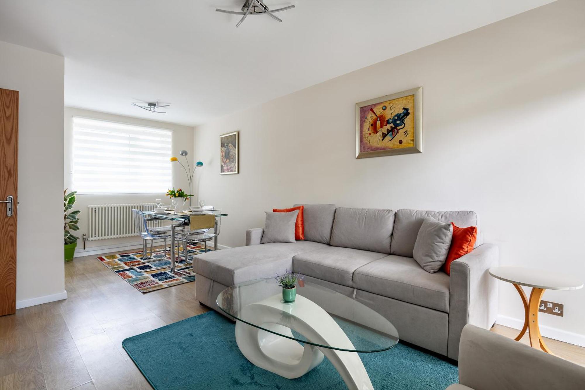 2bdr Steps To Battersea Park Apartment *