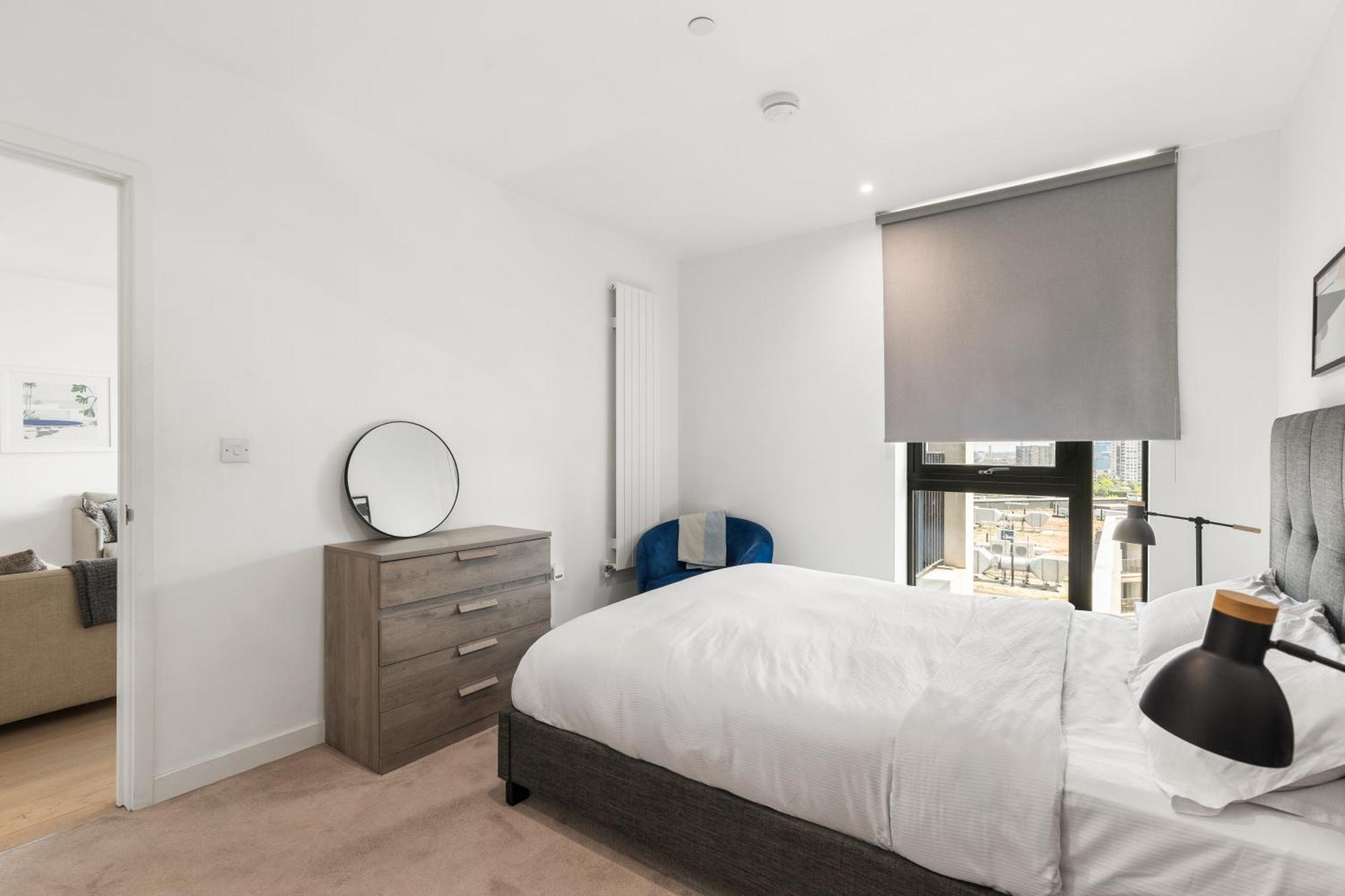 Spacious Modern 1 Bed Apartment. London