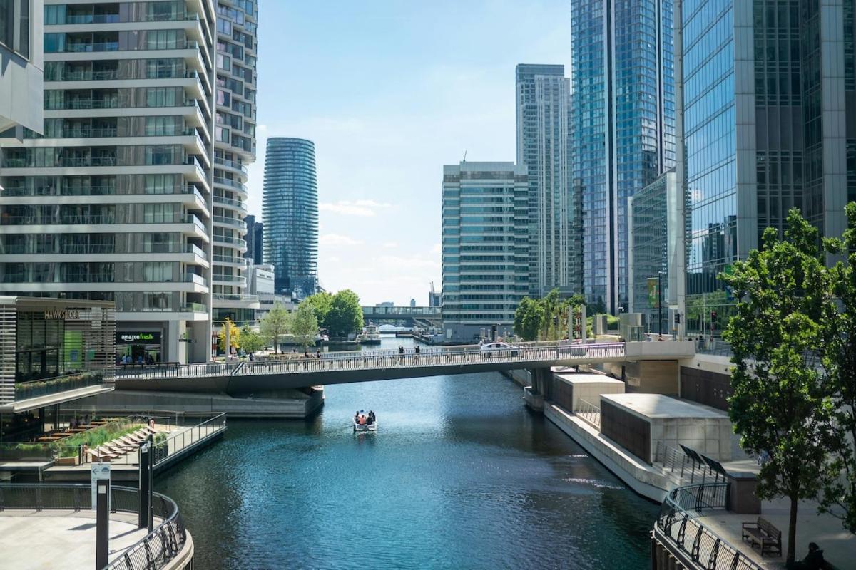 Apartment Business Relocators Contractor In Luxury Flat 2b2b London