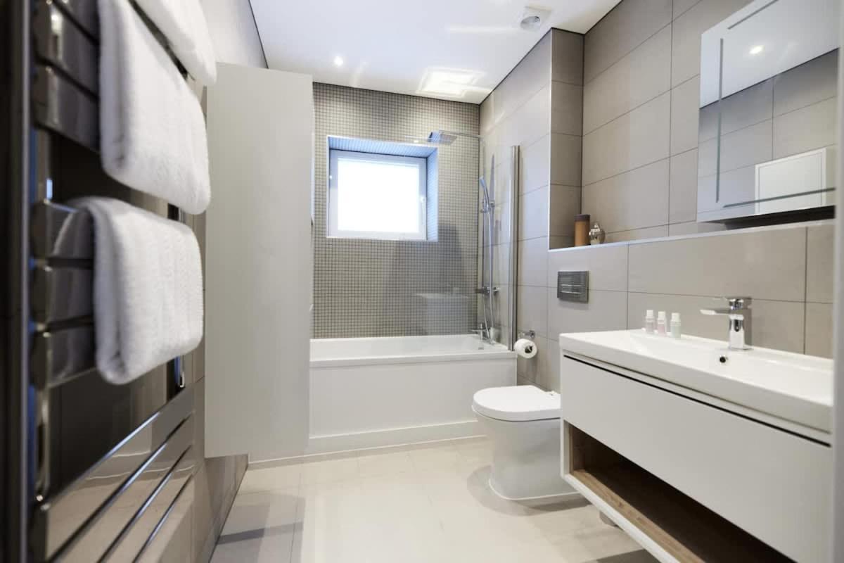 Apartment The Wembley Park Sanctuary - Stunning 2bdr Flat With Balcony London