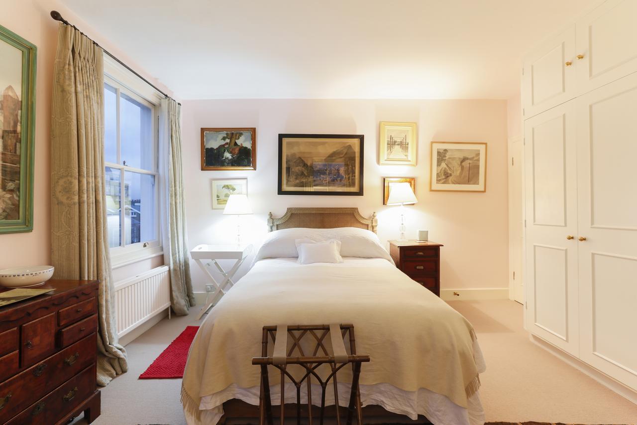 Attractive Chelsea For Four * London