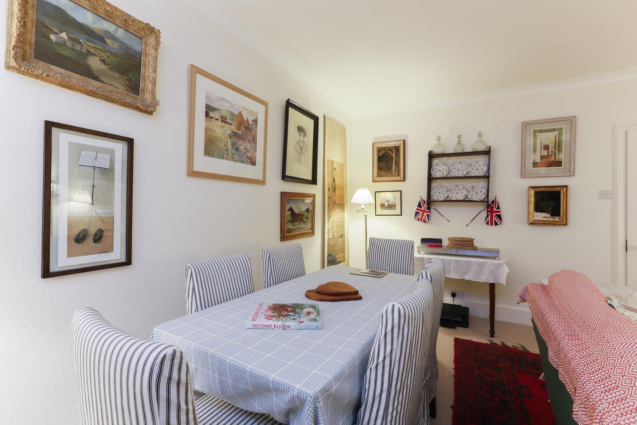 Apartment Attractive Chelsea For Four *
