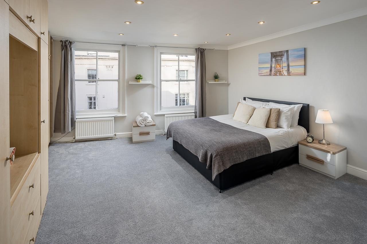 Apartment Victoria Penthouse London