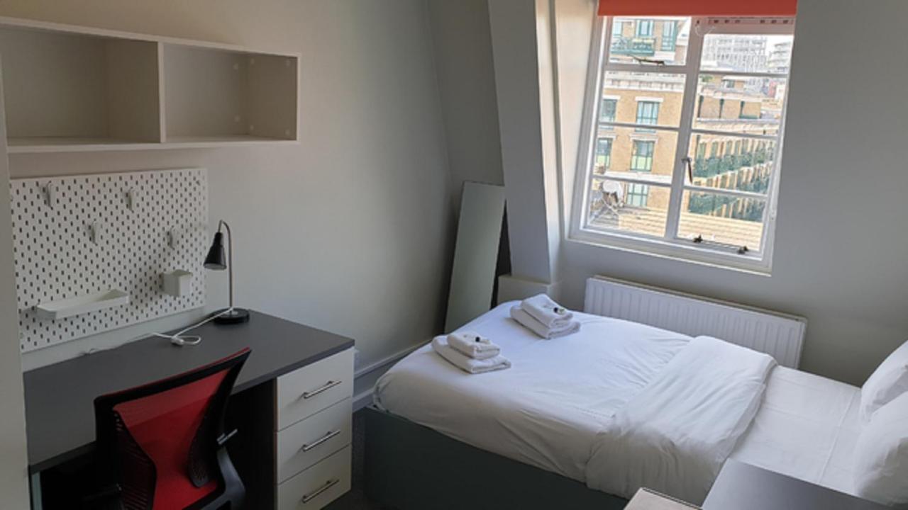Modern And Studio, Westminster - Sk Guest house
