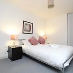 Spacious 1- Bedroom Apartment in E16