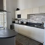 3 Bedroom Stunning Penthouse