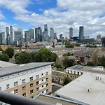 3 Bedroom Stunning Penthouse