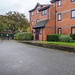 Beautiful And Cosy 2 Bedroom Flat
