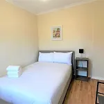 Stepney Green Comfy Double Bed Rooms 14