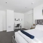 Rooms In Shared Luxury Flat