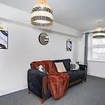 Spacious 1 Bed- Nunhead/Peckham-Sleeps 4