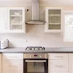 Pass The Keys Flat 3 And 4 Top Floor Comfy Two Studio Rooms