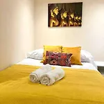 Cosy One Bedroom Flat In Central London