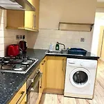 Cosy One Bedroom Flat In Central London
