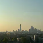 3 Bed Sky Apartment Se15 Peckham