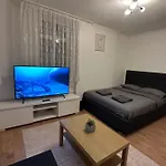 Spacious Private Room In The Heart Of Dalston, Hackney