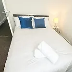 3 Bedroom Flat Haggerston, Hackney, London