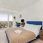 Urban Luxe Retreat