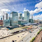 Canary Wharf 2 Bedroom Luxury Apartment