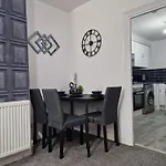 Excel London City Airport O2 King Beds With Garden