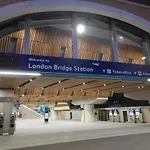 Modern 2-Bedroom, 2-Bath Apartment In Tower Bridge & London Bridge - Unbeatable Location & Transport Links
