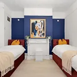 The Panel Guest House By Harlington