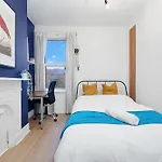 The Panel Guest House By Harlington