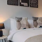 Modern & Bright Luxury London Apartment In Honor Oak