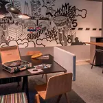 Moxy London Stratford