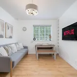 New! Cosy Flat - Free Secure Parking - Wapping Station