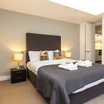 Contemporary 1Br Near Monument St!