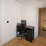 London City Hoxton 2 Bdr 2 Bath Balcony