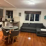 Beautiful View Apartment Near Canary Wharf