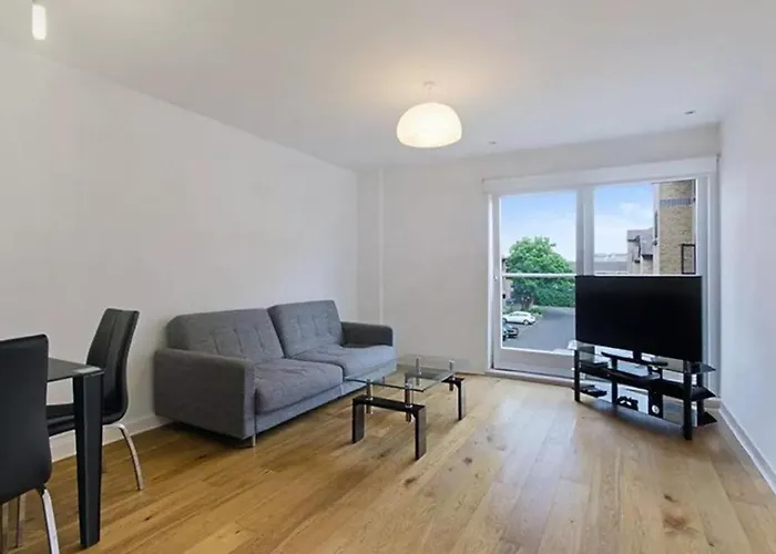 City Riverview 1/2 Bedroom Apartment