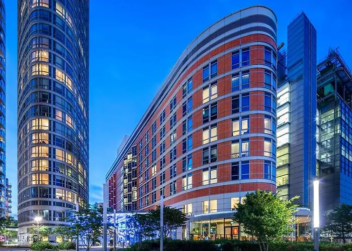 Radisson Blu Edwardian New Providence Wharf Hotel