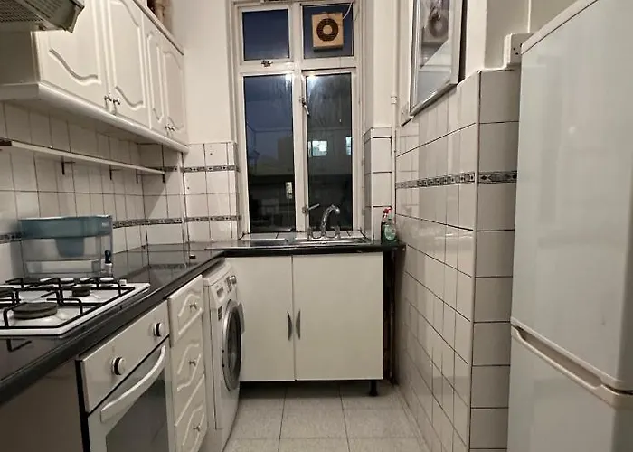 Spacious Private Room In The Heart Of Dalston, Hackney