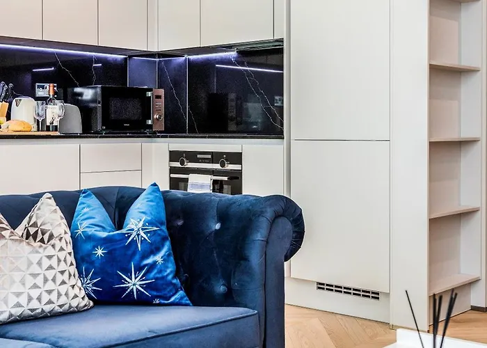 New Riverside Apt Sleeps 5 Easy To Tour London