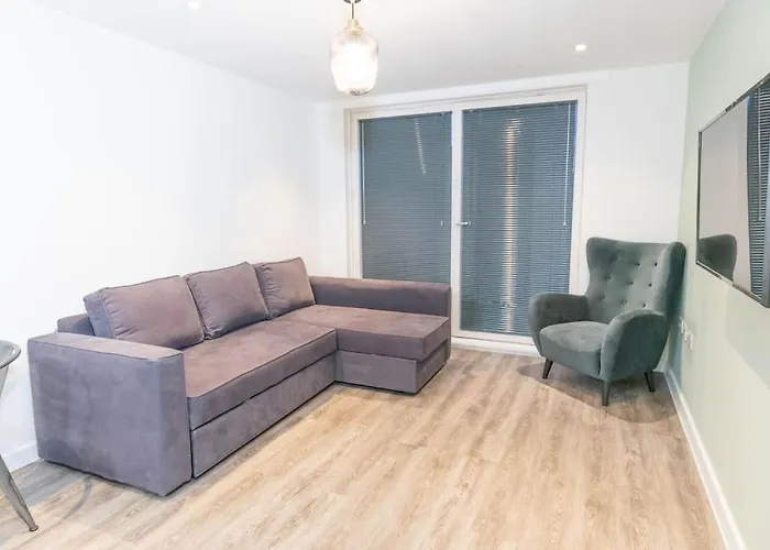 Modern, Spacious Entire 1 Bedroom Apartment.