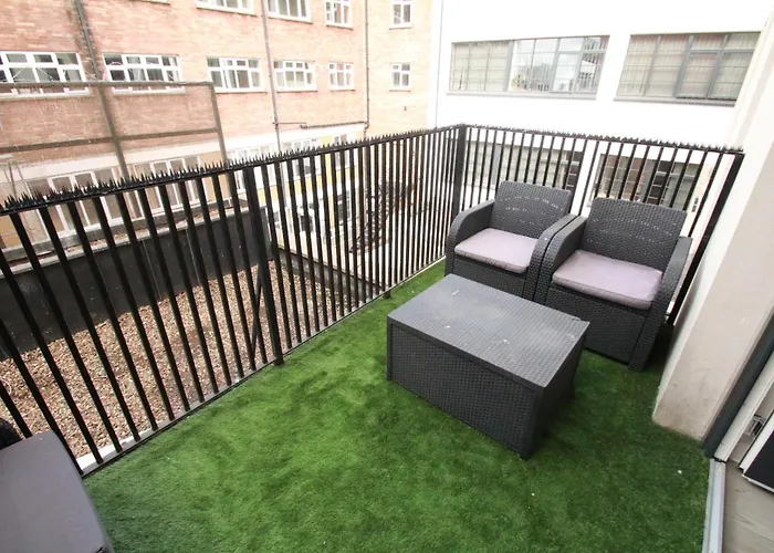 Ft6 Penthouse Rooms