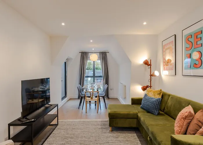 Cityscape Penthouse Ladywell