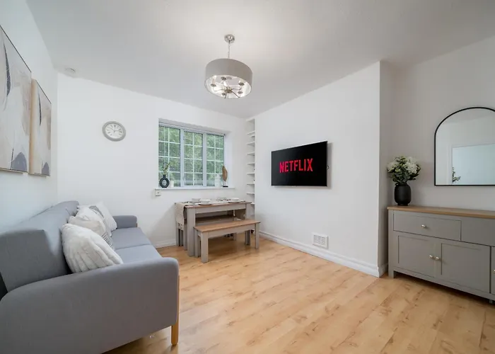 New! Cosy Flat - Free Secure Parking - Wapping Station