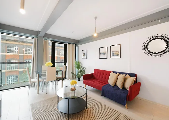 Modern Two Bed Apartment London