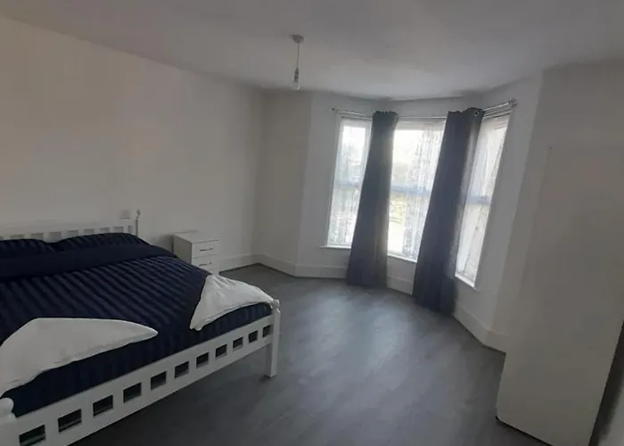 Rayan\'S Lodge Stratford